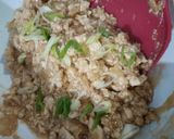 Foto langkah ke 6 dari resep Mun Tahu Ayam Cincang.