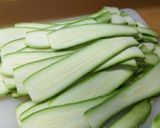 Foto del passaggio 1 della ricetta Zucchine al forno