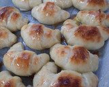 Foto del paso 6 de la receta: Medialunas sin manteca ni hojaldre!
