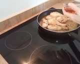 Foto del paso 3 de la receta: Jamoncitos de pollo en salsa de mandarina