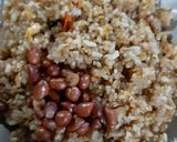 Foto langkah ke 5 dari resep Nasi Goreng Bawang Putih Pedas Toping Kacang Tanah Goreng.