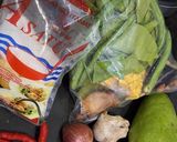 Foto langkah ke 1 dari resep Sayur Asam Bumbu Racik Sat Set.