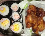 รูปขั้นตอนการทำที่ 7 ของ ข้าวกล่องคิมบับไก่ทอด (Fried Chicken and kimbap Lunch Box)
