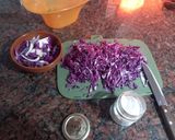 Foto del paso 1 de la receta: Ensalada de repollo con ajo