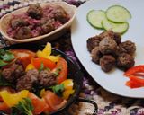A picture of step 16 of Sumac-beetroo rice with meatballs.