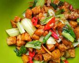 Foto langkah ke 3 dari resep Sawi Tempe Bumbu Kecap.