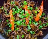 Hình bước làm 4 của món Cá bống dặm kho tiêu
