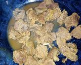 A picture of step 1 of Beef Curl macaroni.