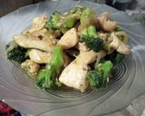 Foto langkah ke 5 dari resep 41. Brokoli chiken teriyaki.