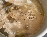 Foto langkah ke 2 dari resep Easy Cooking: Simple Chicken Soup.