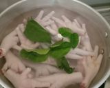 Foto langkah ke 1 dari resep Soto Lamongan Ceker.