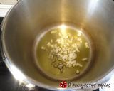 A picture of step 1 of Peas in lemon sauce.