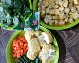 Foto langkah ke 1 dari resep Sayur Lodeh Santan Bening berbagai macam sayur: wortel 🥕,jagung🌽, bayam, kacang panjang.