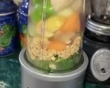 Foto del paso 3 de la receta: Jugo Verde con Espinacas y Frutas de Temporada con Avena