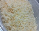 Foto langkah ke 3 dari resep Kue Sagu Keju (Tapioka keju).