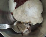 A picture of step 2 of Thousand island dressing pasta salad.