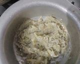 A picture of step 4 of Ghiya ka raita😋.