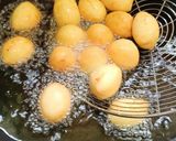 Gambar langkah 7 resipi Lukumades / Donat Yunani (Tanpa uli & telur).