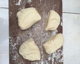 Foto langkah ke 4 dari resep Homemade Pizza.