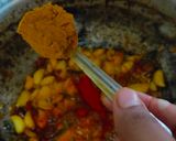 பூண்டு புளிக்குழம்பு (Poondu pulikulambu recipe in tamil) ரெசிபி ஸ்டேப் 3 புகைப்படம்