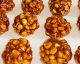 A picture of step 3 of Roasted chana dal laddu.