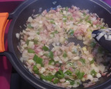 Foto del paso 2 de la receta: Habas con bacalao y patatas paja