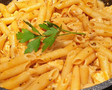 Foto del paso 5 de la receta: Pasta con pollo al limón y vino manzanilla