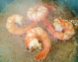 Foto del paso 5 de la receta: Salteado de setas y gambas con ajetes