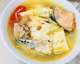 Hình bước làm 4 của món Canh măng chua đầu cá hồi