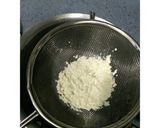 A picture of step 3 of Kesari Rasgulla.