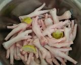 Foto langkah ke 1 dari resep Ceker Mercon.