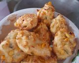 Foto langkah ke 3 dari resep Bakwan Jagung Wortel.