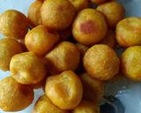 Foto langkah ke 4 dari resep Bola halo ubi isi gula merah.