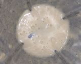 A picture of step 2 of Strawberry Yogurt Smoothies.