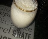 A picture of step 4 of Homemade banana milkshake.