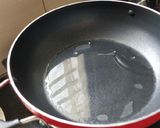 A picture of step 2 of Eggplant fry.