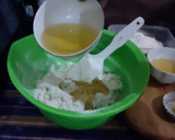 Foto langkah ke 2 dari resep Bakpia Pathok keju.