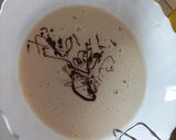 Foto del passaggio 2 della ricetta Torta al cioccolato ripiena e ricoperta di crema al pistacchio