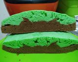 Foto langkah ke 4 dari resep Bolu kukus pandan cokelat gluten free moist empuk.