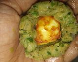 A picture of step 13 of Stuffed Paneer with veggies Kofta in Creamy Spinach Gravy.