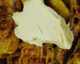 Foto del paso 2 de la receta: Pastel de plátano en la sartén. Con carne y queso mozzarella