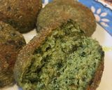 A picture of step 4 of Parmesan and Spinach Leftover Boiled Meat Meatballs.