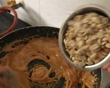 શીંગ ની ચીક્કી (Shing Chikki Recipe in Gujarati) રેસીપી સ્ટેપ3ફોટો