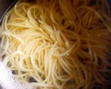 Foto langkah ke 4 dari resep Paprika-Crusted Fish dengan Salad Spaghetti Cold-Pasta.