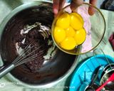 Foto langkah ke 4 dari resep Chiffon Coklat.