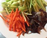 芹菜炒豆干的食譜步驟1照片