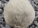 Pizza casera celeste y fugazzeta