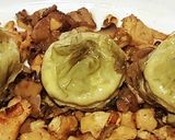 Foto del paso 6 de la receta: Corazones de alcachofa con lecho de pollo, cebolla y champiñones