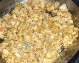 A picture of step 4 of Puff chicken bread.