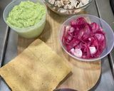 Foto del paso 1 de la receta: Tostadas de Guacamole 🥑